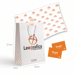 Kit 2  PREMIUM - 50 Sacola SL04 + 50 Lacres + 50 Papel de Seda + 50 Cartões Agradecimento Papel offset 180g Tamanho sacola 15X21X7cm Sacola branca com logo colorida   Indicado: Clínicas Odontológicas, lojas de smartphones, óticas, moda fitness, artesanato.