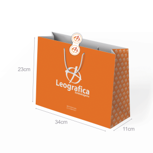 Kit 3 Essencial - 50 Sacola SL07 + 50 Lacres Papel offset 180g Tamanho sacola 34X23X11cm Sacola colorida com com logo colorida   Indicado: Perfumes, roupas, cosméticos, lingerie, moda fitness, velas aromáticas, artesanatos e outros.